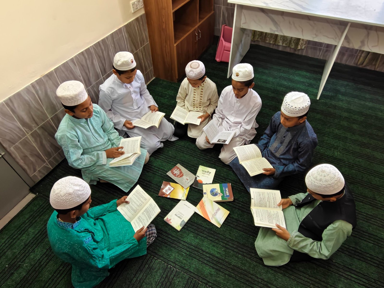 filter: 0; fileterIntensity: 0.0; filterMask: 0; captureOrientation: 0;
runfunc: 0; algolist: 0;
multi-frame: 1;
brp_mask:0;
brp_del_th:0.0000,0.0000;
brp_del_sen:0.0000,0.0000;
motionR: 0;
delta:1;
bokeh:1;
module: photo;hw-remosaic: false;touch: (-1.0, -1.0);sceneMode: 3145728;cct_value: 0;AI_Scene: (-1, -1);aec_lux: 293.14764;aec_lux_index: 0;albedo: ;confidence: ;motionLevel: 0;weatherinfo: weather?Sunny, icon:0, weatherInfo:100;temperature: 38;zeissColor: bright;